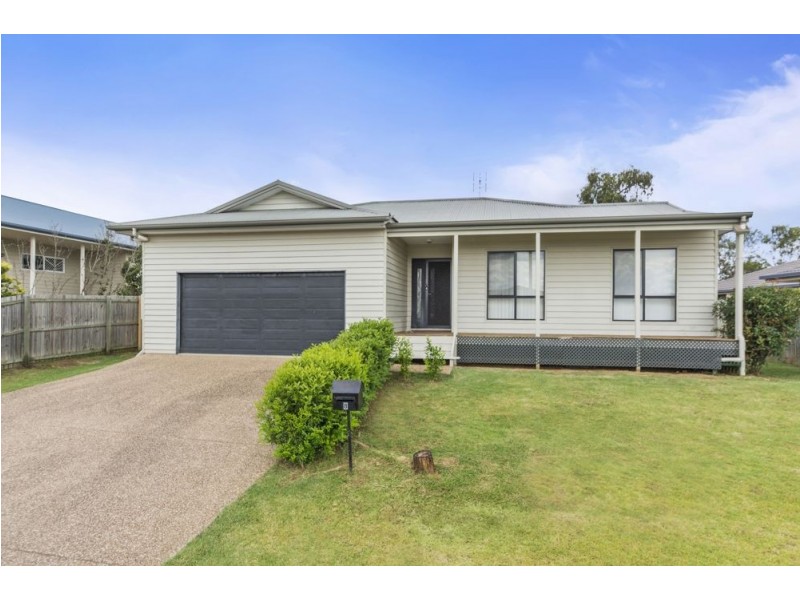 8 Carly Drive, Helidon QLD 4344