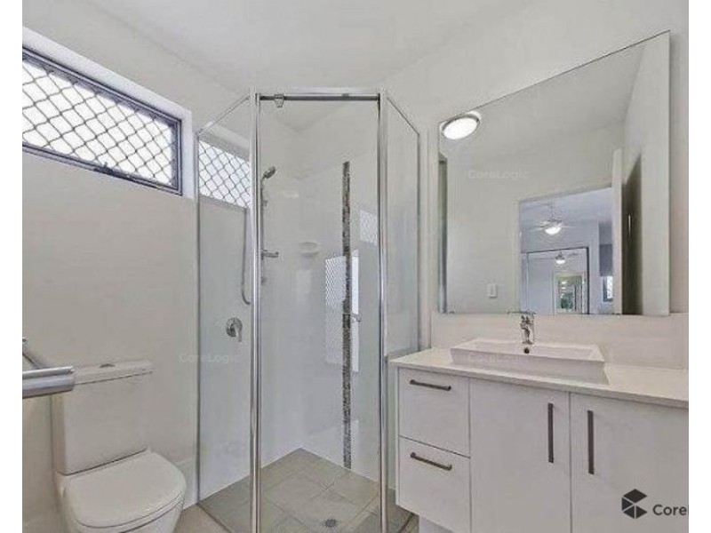 2/33 Barrymore Street, Everton Park QLD 4053