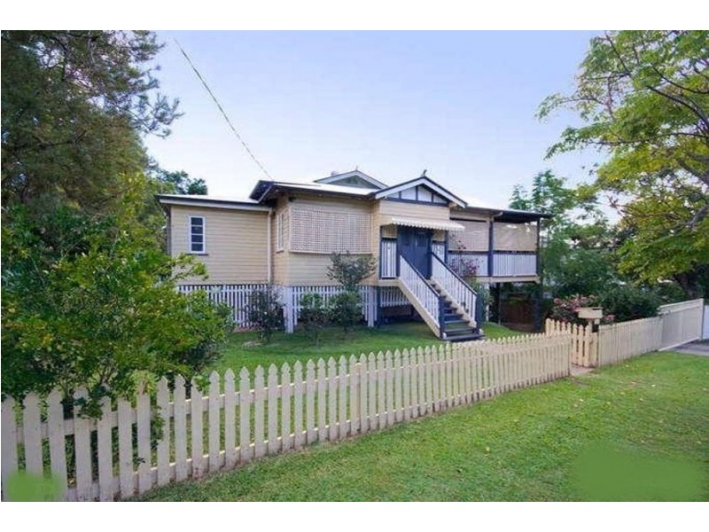 23 Lancaster Street, Coorparoo QLD 4151