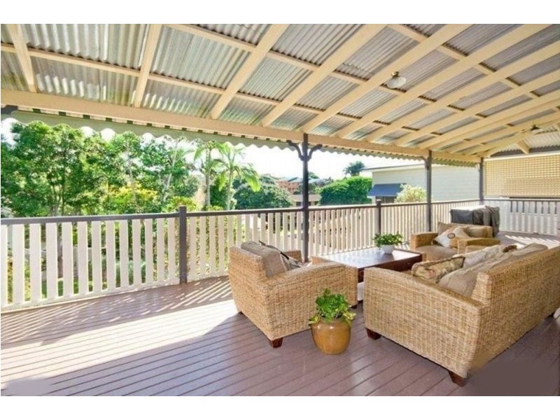 23 Lancaster Street, Coorparoo QLD 4151