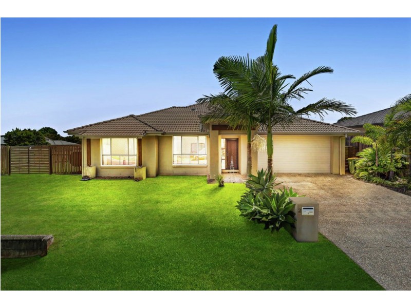 2 Torello Crescent, Victoria Point QLD 4165