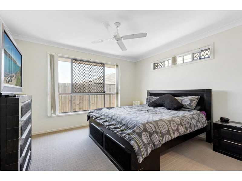 2 Torello Crescent, Victoria Point QLD 4165