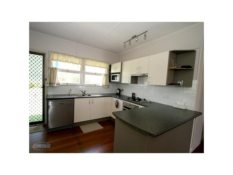 9 Guntur Street, Stafford QLD 4053