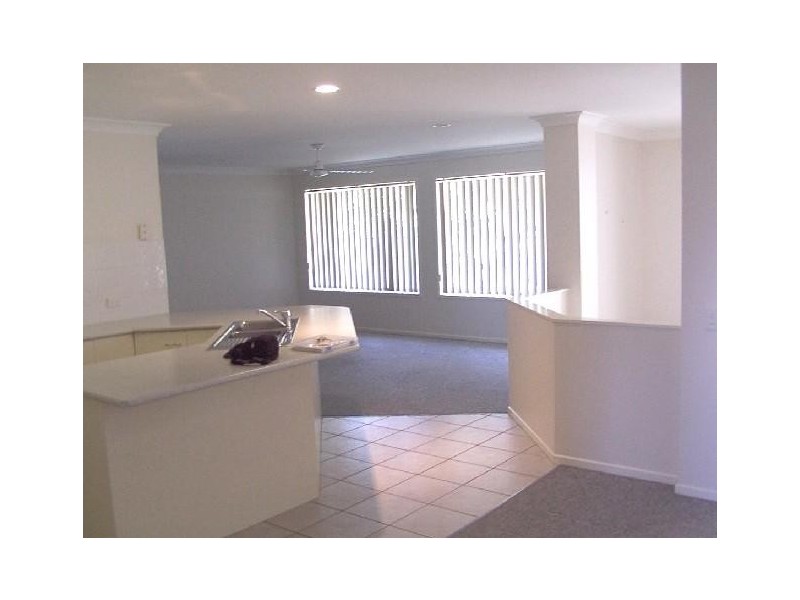 36 Minnelli Place, Mcdowall QLD 4053