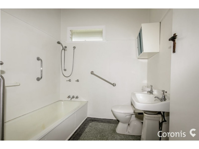 25 Emerald Street, Kedron QLD 4031