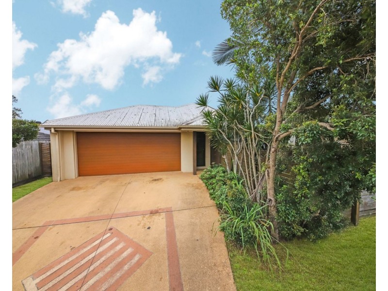 4 Daphne Place, Wakerley QLD 4154