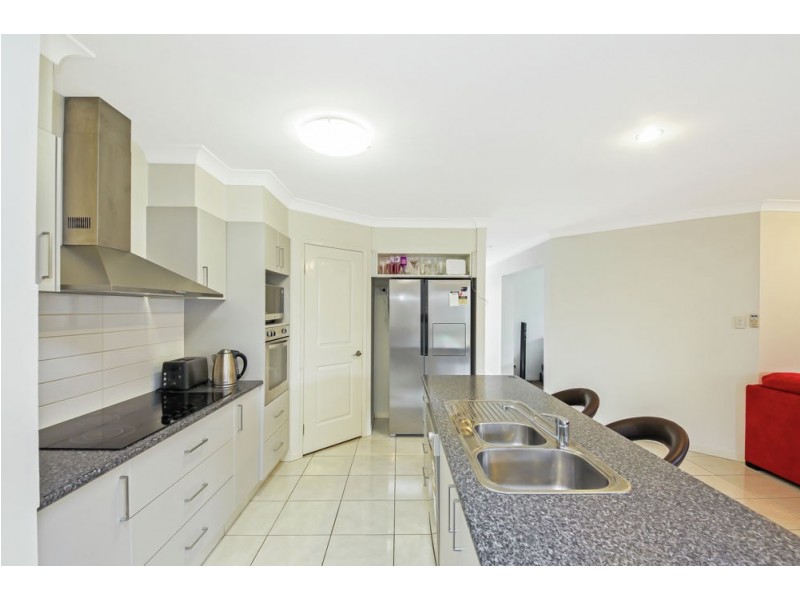 41 The Landings, Upper Coomera QLD 4209