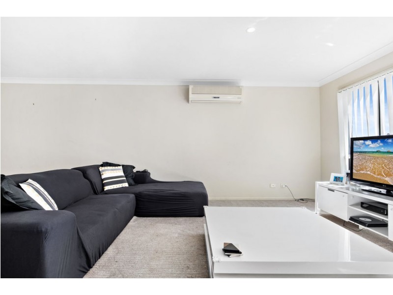 39 Olsen Crescent, Wakerley QLD 4154