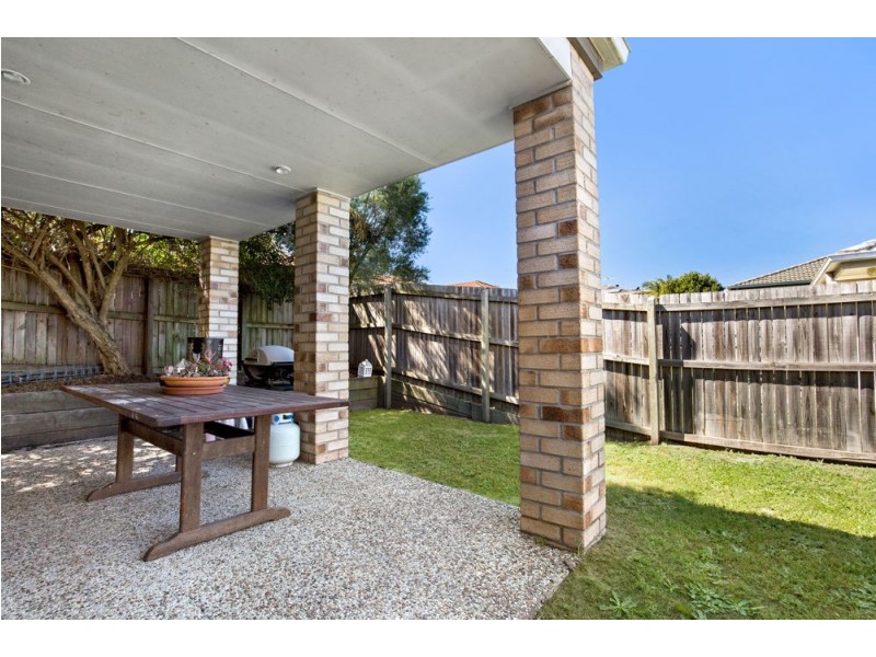 39 Olsen Crescent, Wakerley QLD 4154