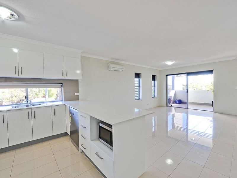8/75 South Pine Road, Alderley QLD 4051