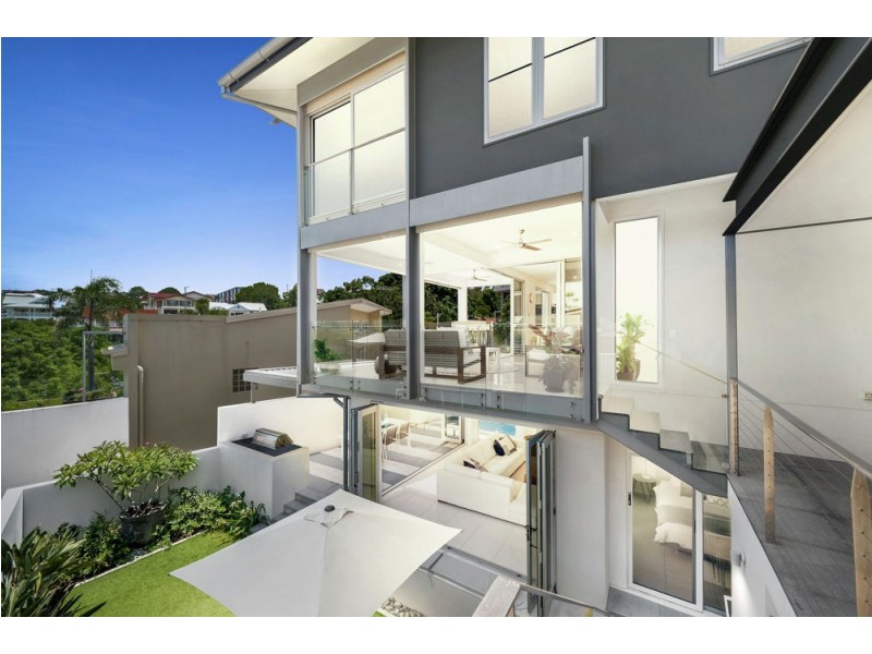 38a Grays Road, Hamilton QLD 4007