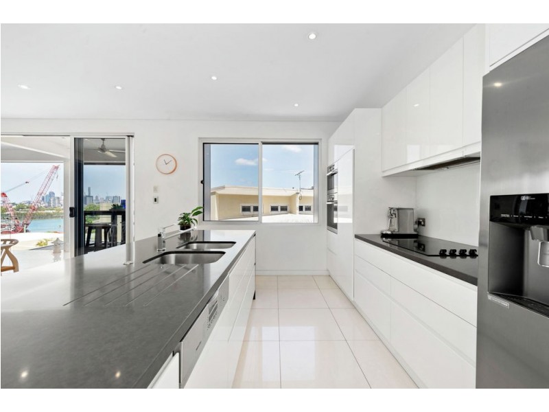 38a Grays Road, Hamilton QLD 4007