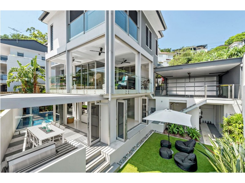 38a Grays Road, Hamilton QLD 4007