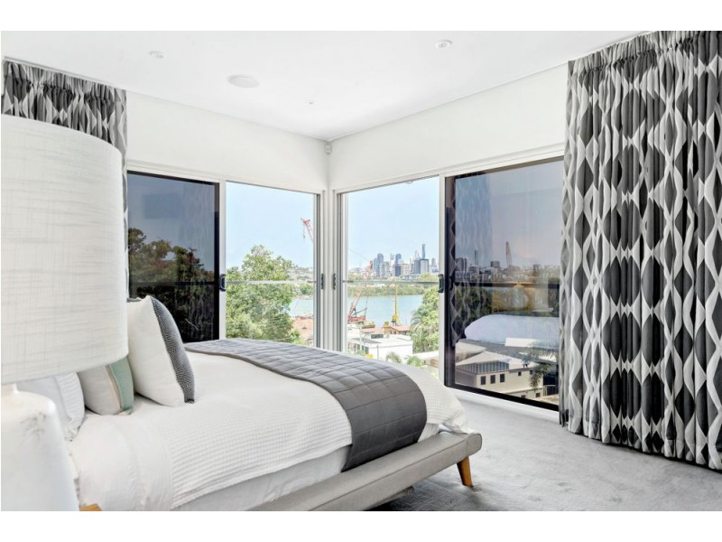 38a Grays Road, Hamilton QLD 4007