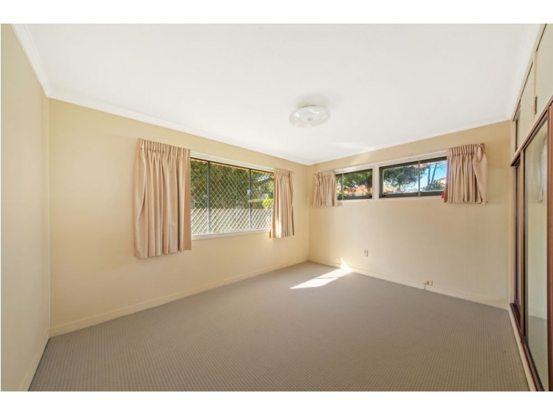 38 Tasman Street, Stafford Heights QLD 4053