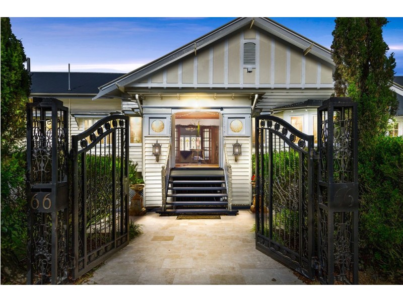 66 Elimatta Drive, Ashgrove QLD 4060