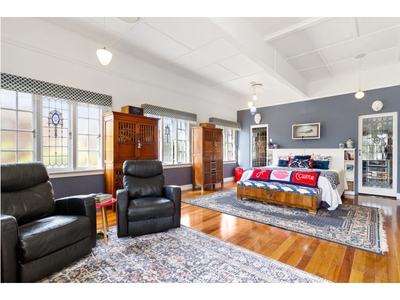66 Elimatta Drive, Ashgrove QLD 4060