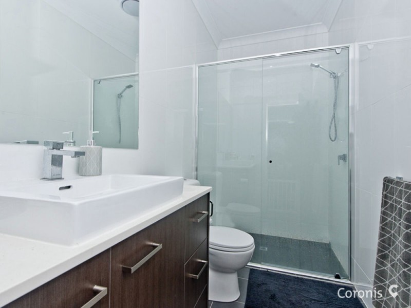 2/20 Minimine Street, Stafford QLD 4053