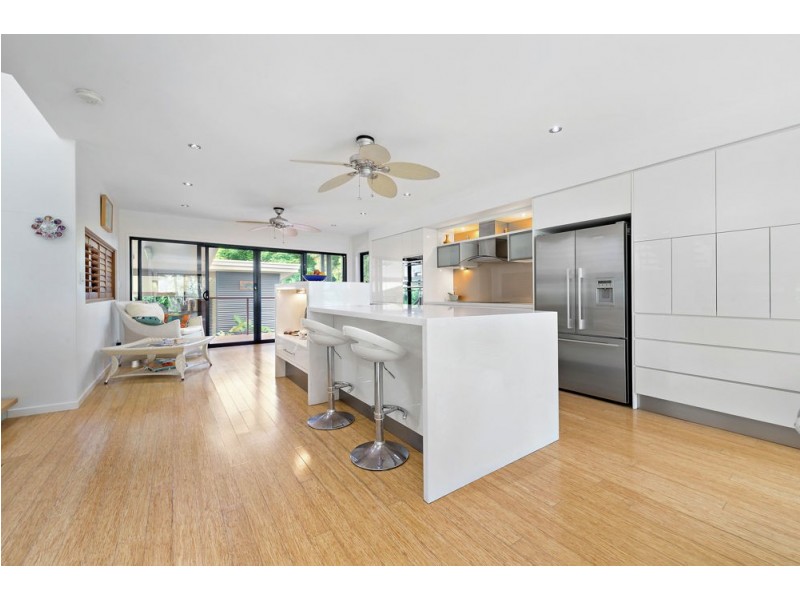 54 White Patch Esplanade, White Patch QLD 4507