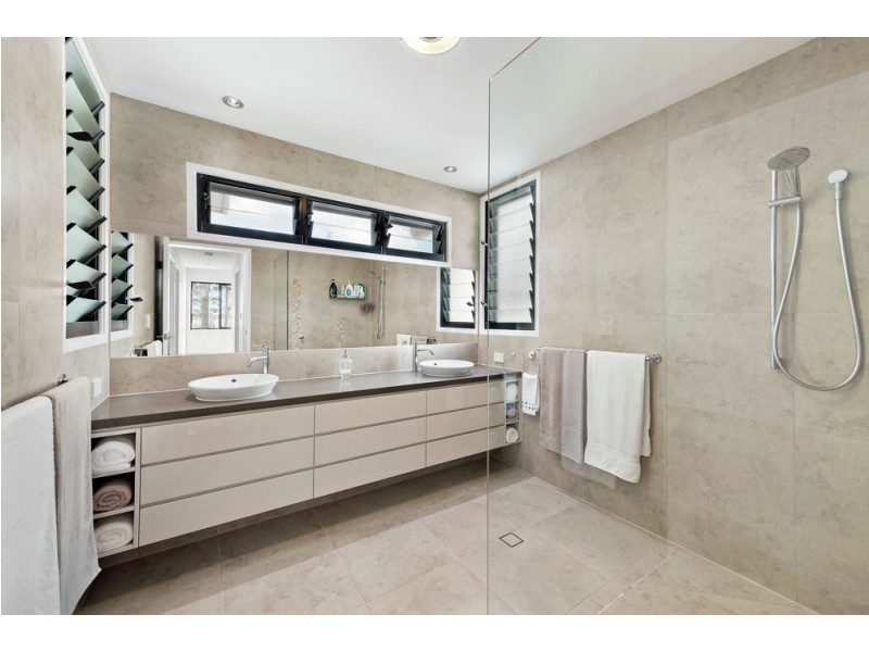 54 White Patch Esplanade, White Patch QLD 4507