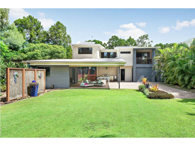 54 White Patch Esplanade, White Patch QLD 4507