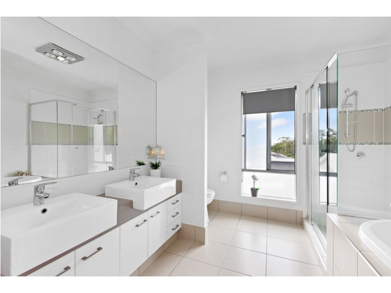 11 Major Mitchell Drive, Upper Coomera QLD 4209