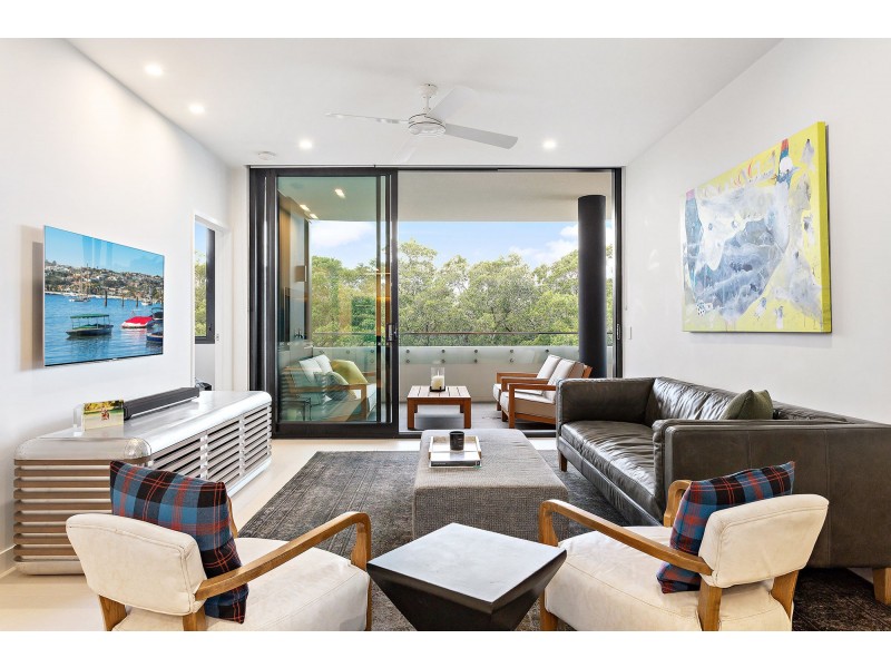 9302/50 Parkside Circuit, Hamilton QLD 4007