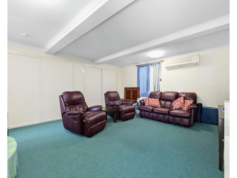 7 Tara Street, Stafford Heights QLD 4053