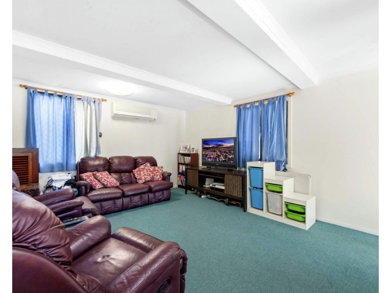 7 Tara Street, Stafford Heights QLD 4053