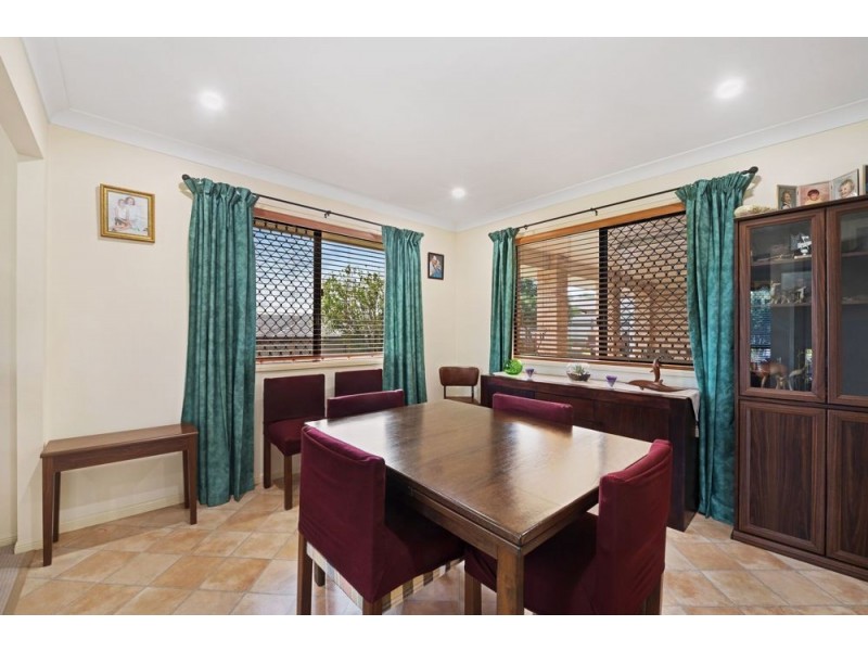 14 Kirklees Street, Newtown QLD 4350