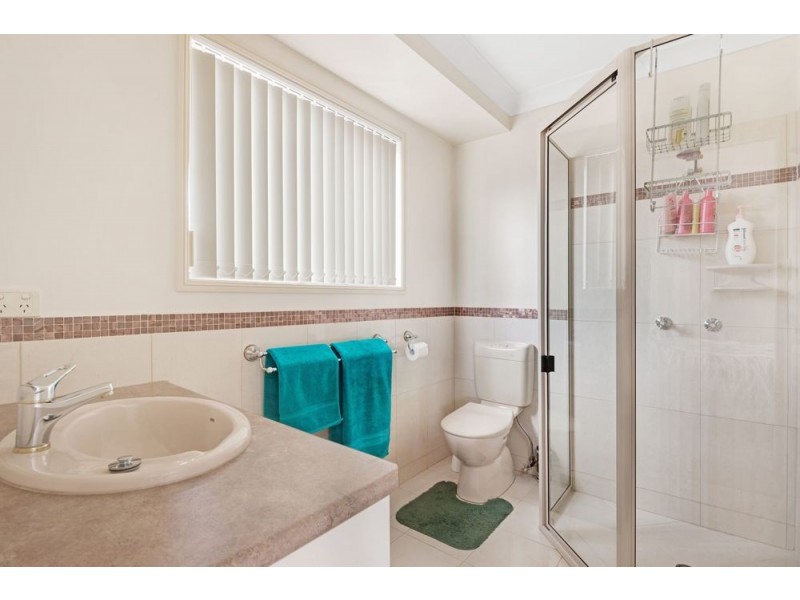 14 Kirklees Street, Newtown QLD 4350
