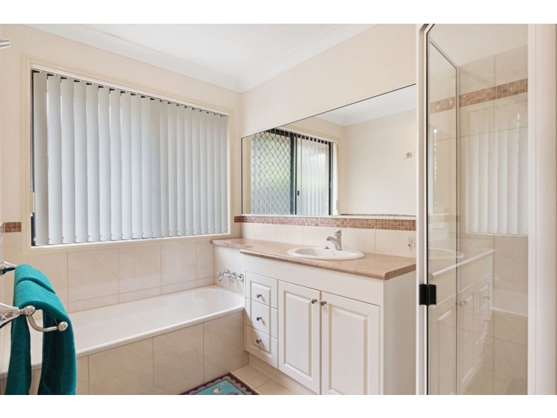 14 Kirklees Street, Newtown QLD 4350