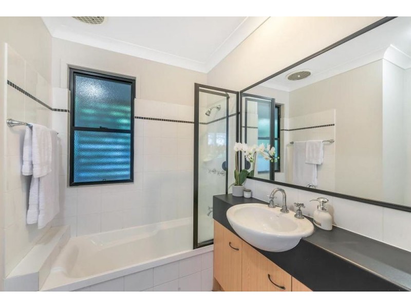 2/39 Herston Road, Kelvin Grove QLD 4059