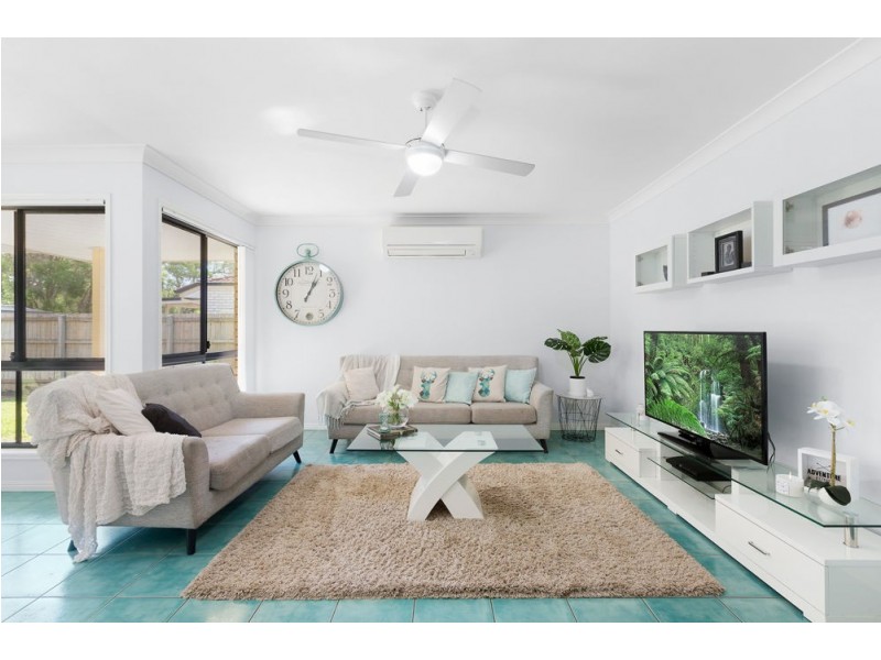 7 Pinewood Street, Wynnum West QLD 4178