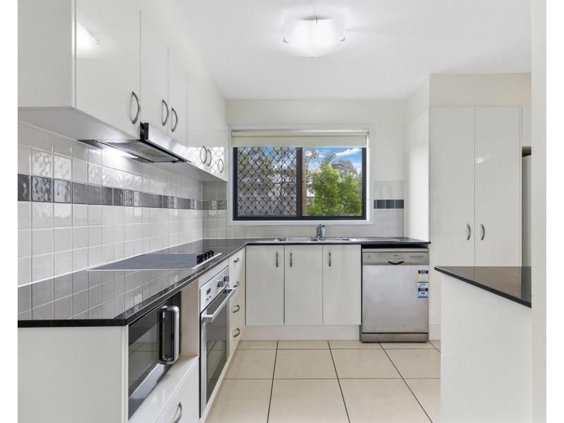 2/22 Catalina Drive, Mudjimba QLD 4564