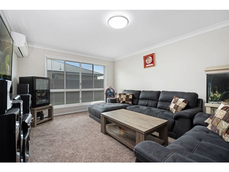 56 Entabeni Drive, Kearneys Spring QLD 4350