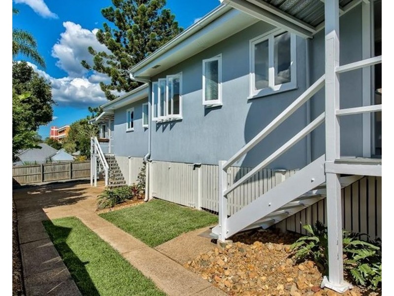 2/15 Jason Street, Red Hill QLD 4059