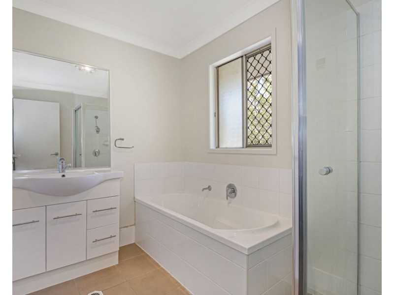 3 Hatia Grove, Ferny Grove QLD 4055