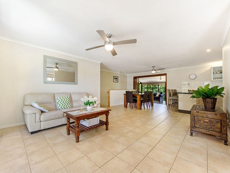 49 Tamworth Drive, Helensvale QLD 4212