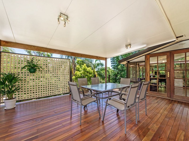 49 Tamworth Drive, Helensvale QLD 4212