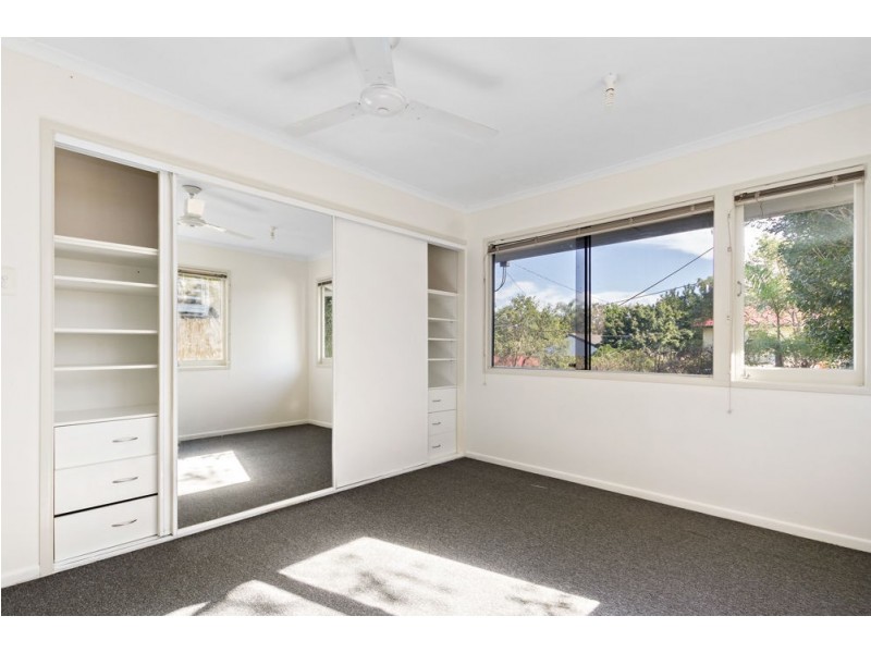 9 Maryland Street, Stafford Heights QLD 4053