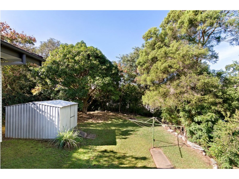 9 Maryland Street, Stafford Heights QLD 4053