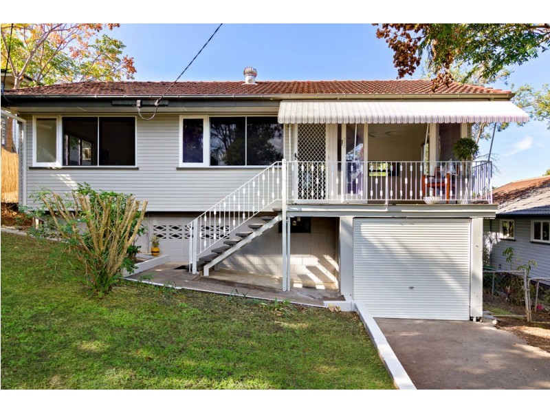 9 Maryland Street, Stafford Heights QLD 4053