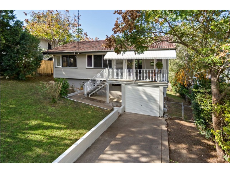 9 Maryland Street, Stafford Heights QLD 4053