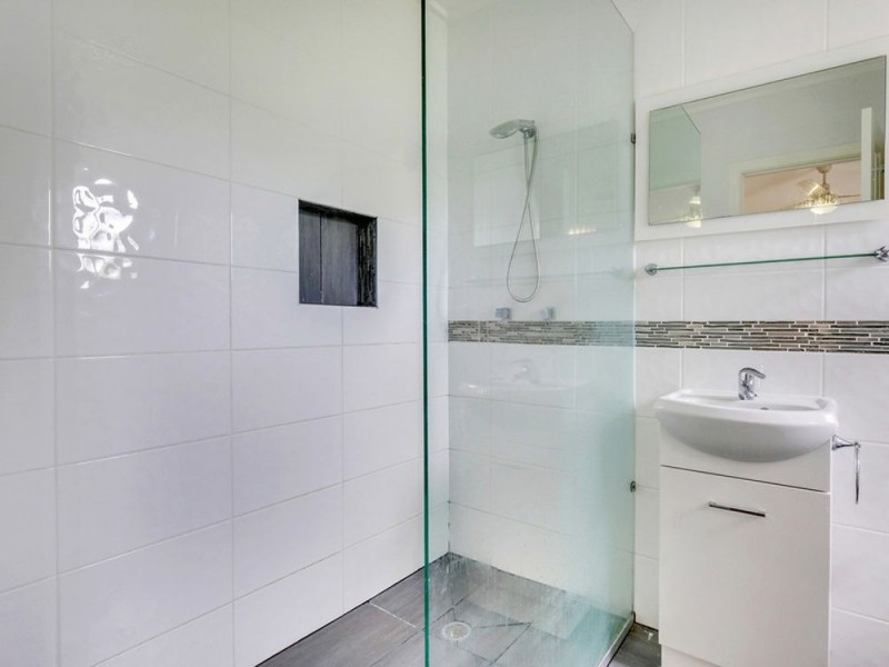 2099 Wynnum Road, Wynnum West QLD 4178