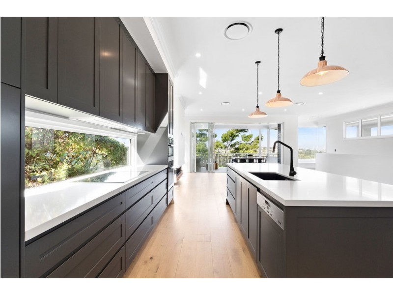 46 Victoria Street, Balmoral QLD 4171