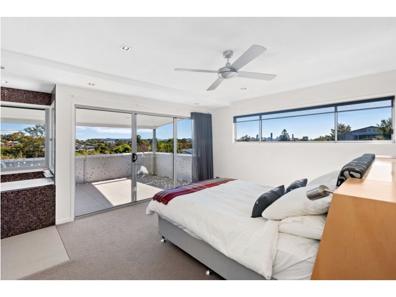 94 Ellington Street, Tarragindi QLD 4121