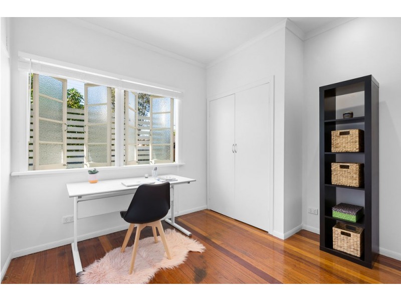 56 Youngs Road, Hemmant QLD 4174
