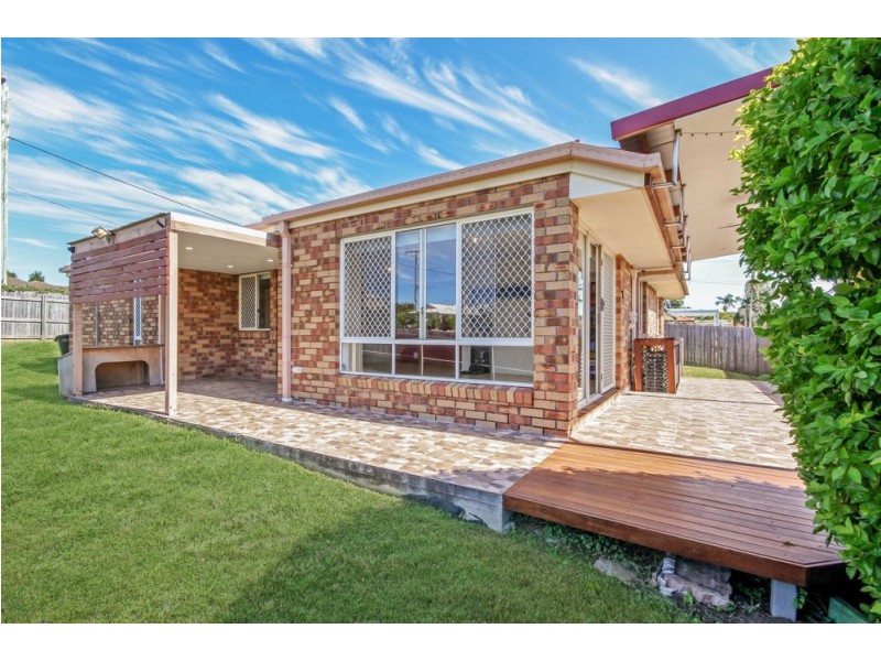 2 Michael Street, Wynnum West QLD 4178