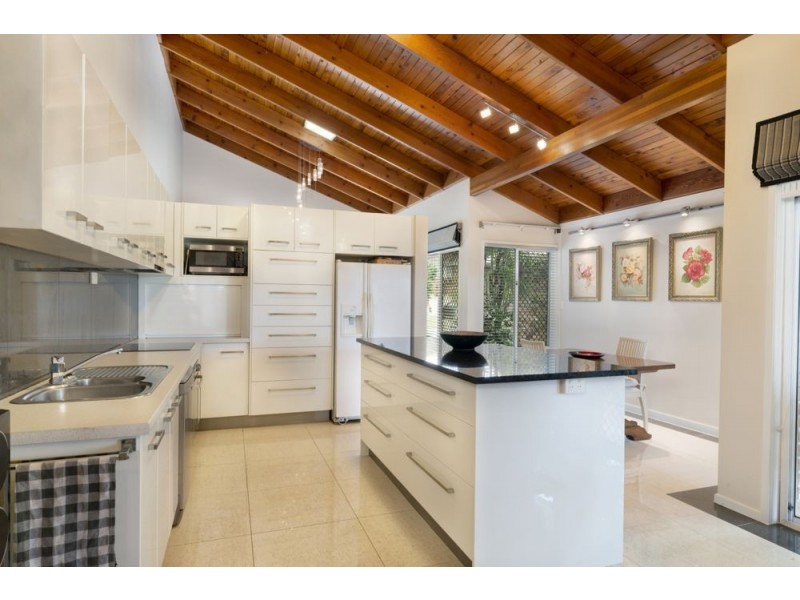 31 Edwards Drive, Albany Creek QLD 4035